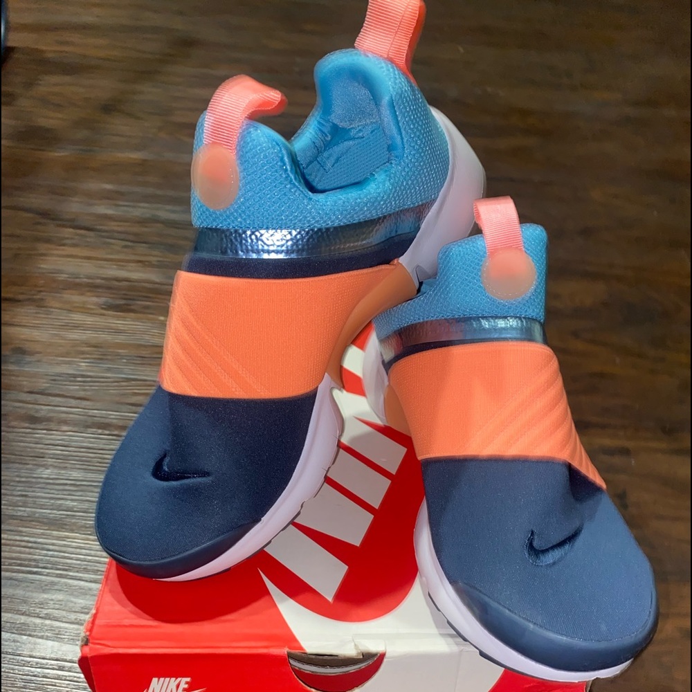 Nike Presto Extreme , Size 5Y , Blue , Coral & White